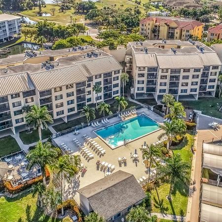 Ocean Breeze & Santa Maria Condos Форт Майерс Бийч Екстериор снимка